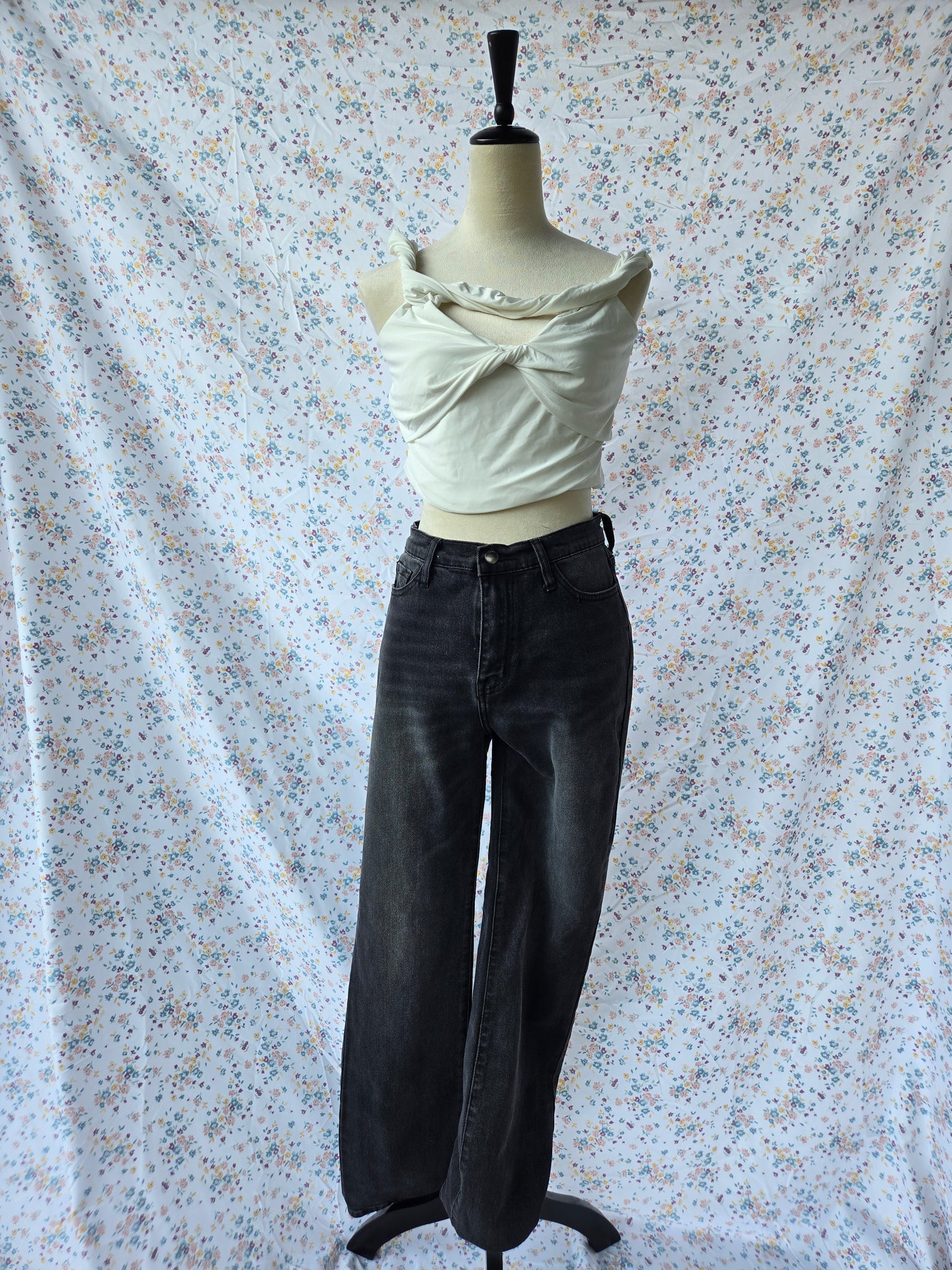 Guapa Straight Fit Jeans